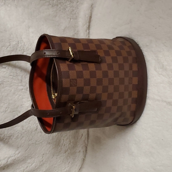 Bucket Bag - Picture 1 of 7